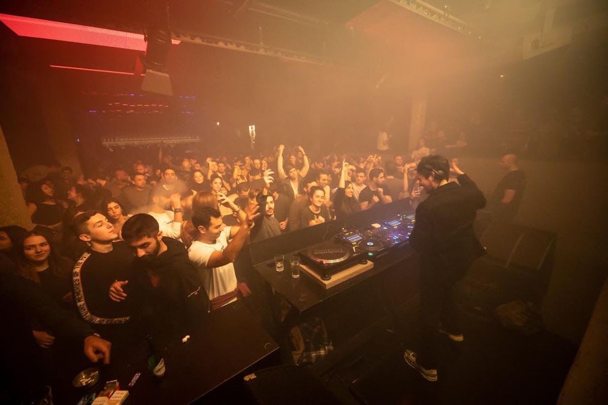 The Ballroom Blitz — photograph 6
