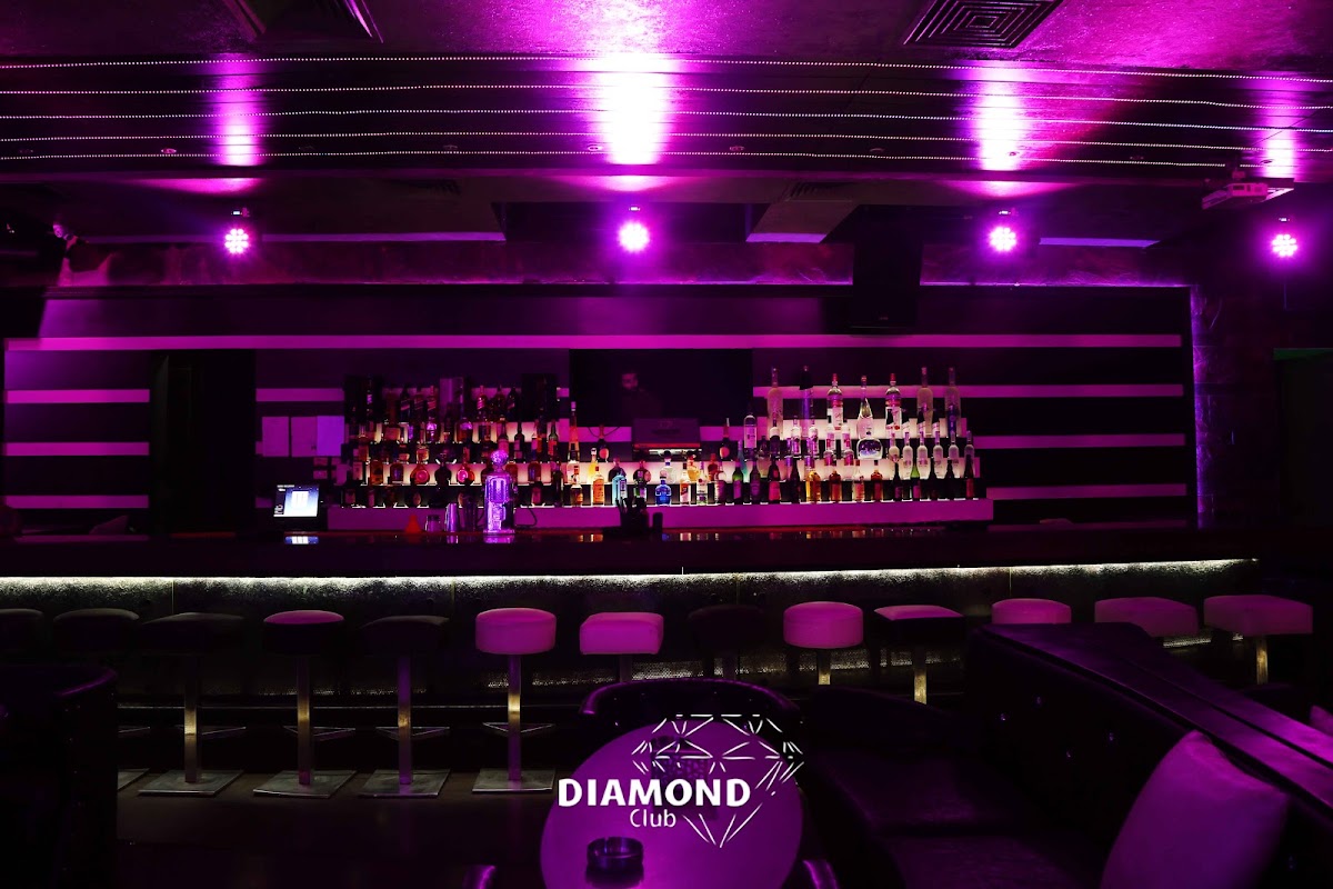 Diamond Club — photograph 2