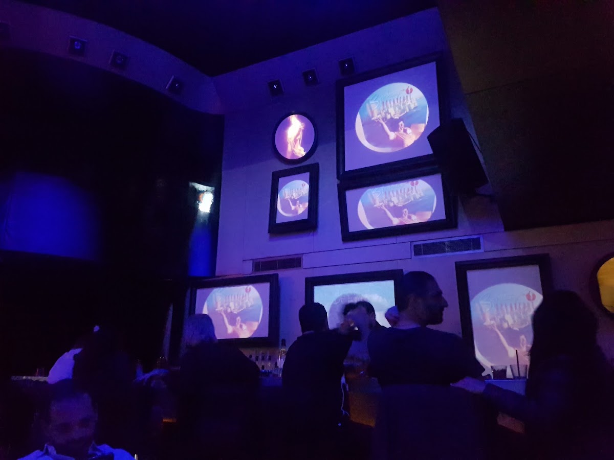 Black Nightclub — photograph 5