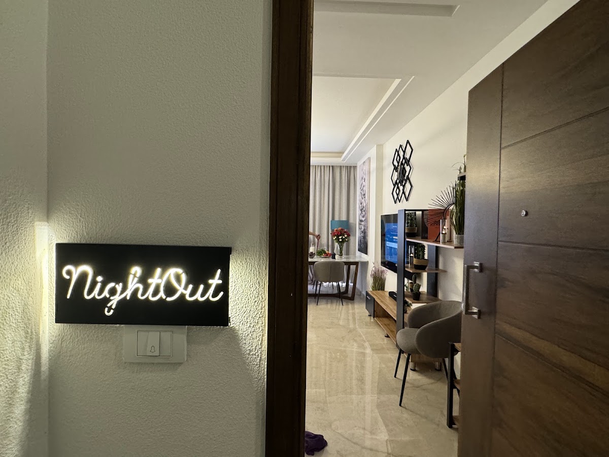 OUTSTAY GUESTHOUSE — photograph 6