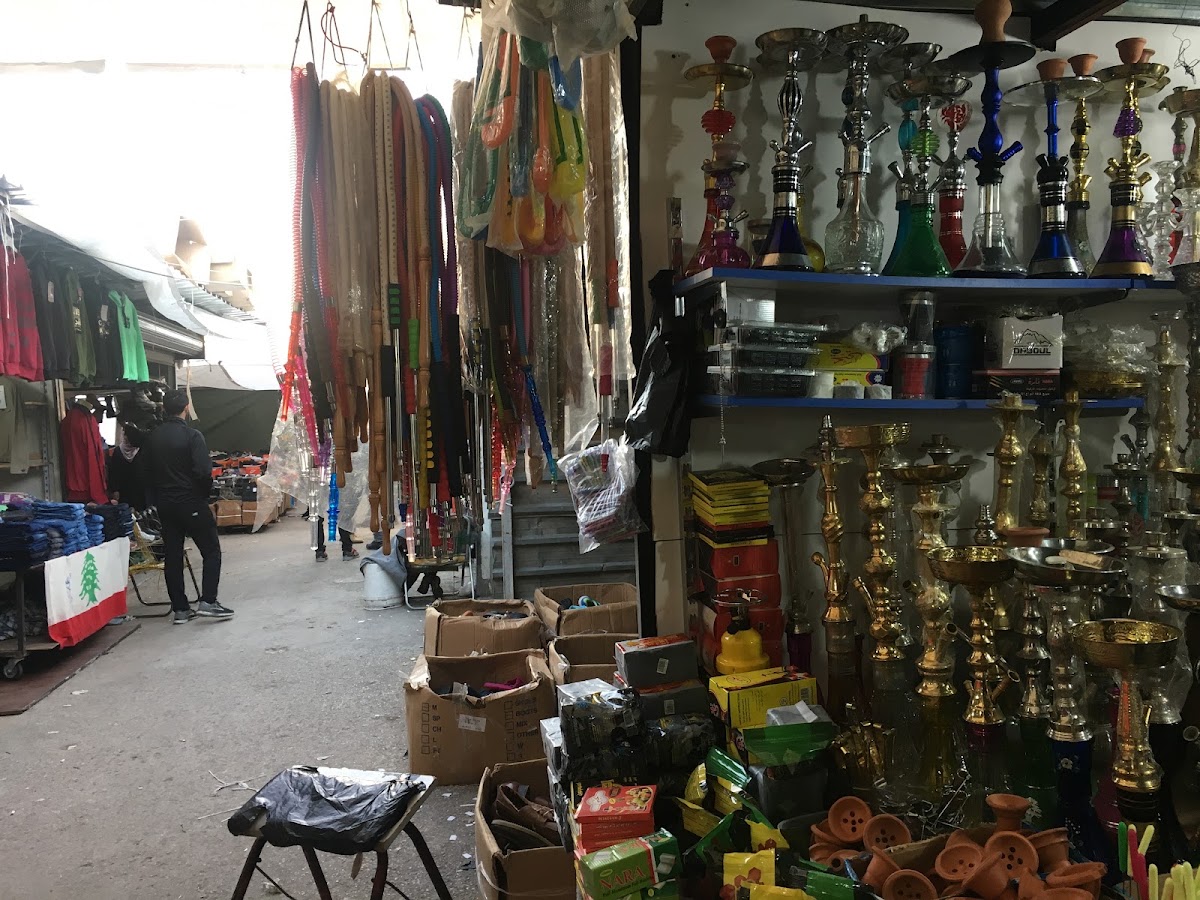 Sunday Public Market - Misc — photograph 2