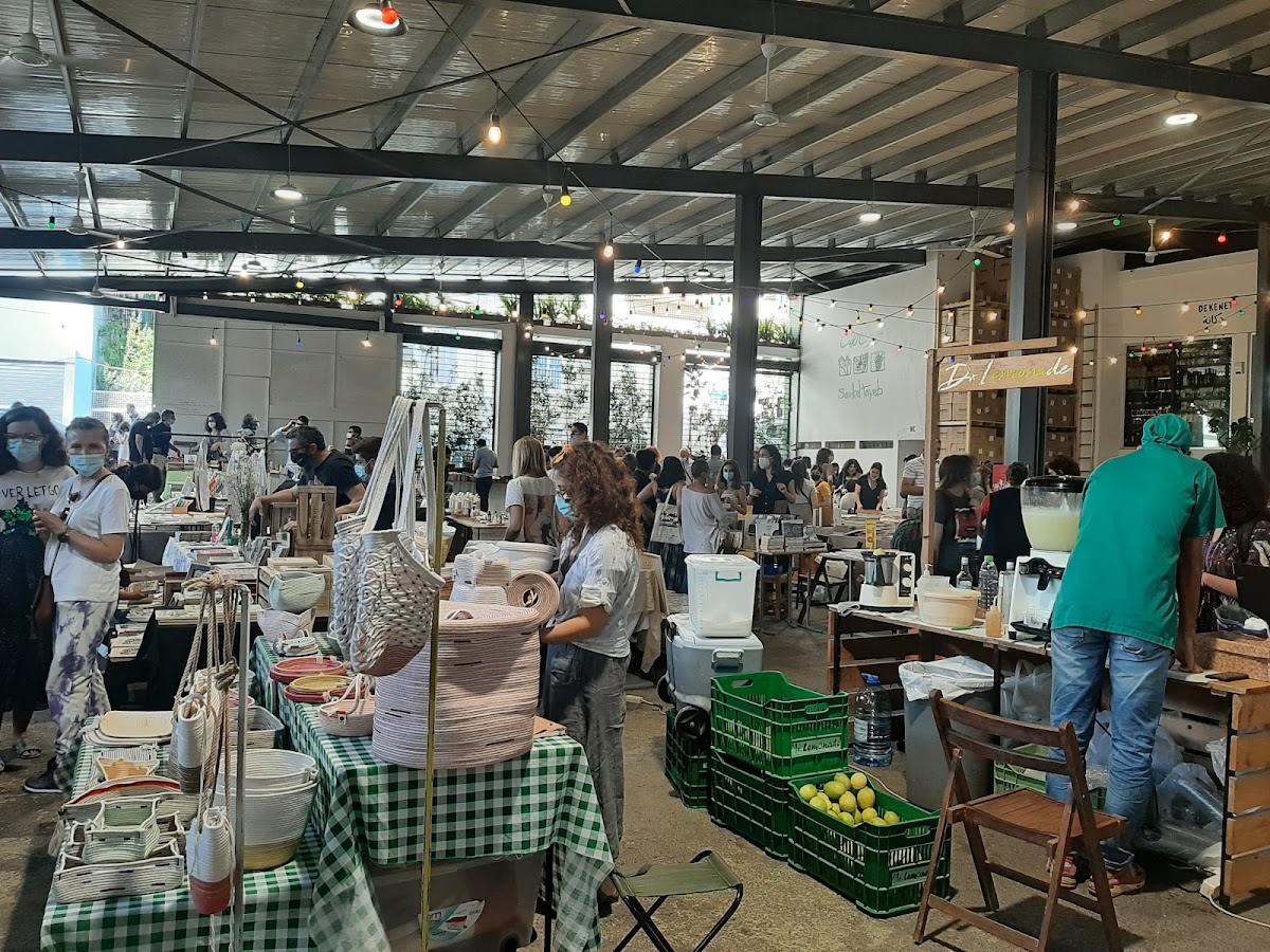 Souk El Tayeb Farmers' Market — photograph 5