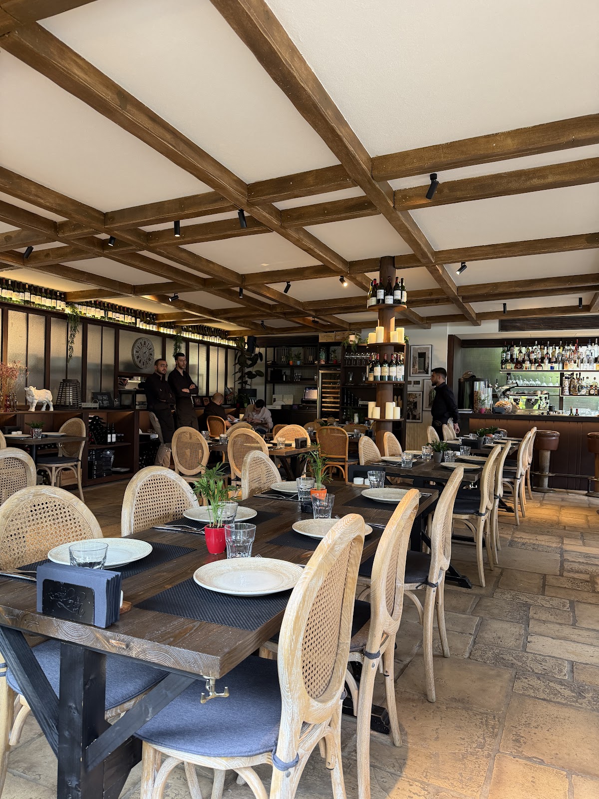 Le Petit Lola — photograph 3