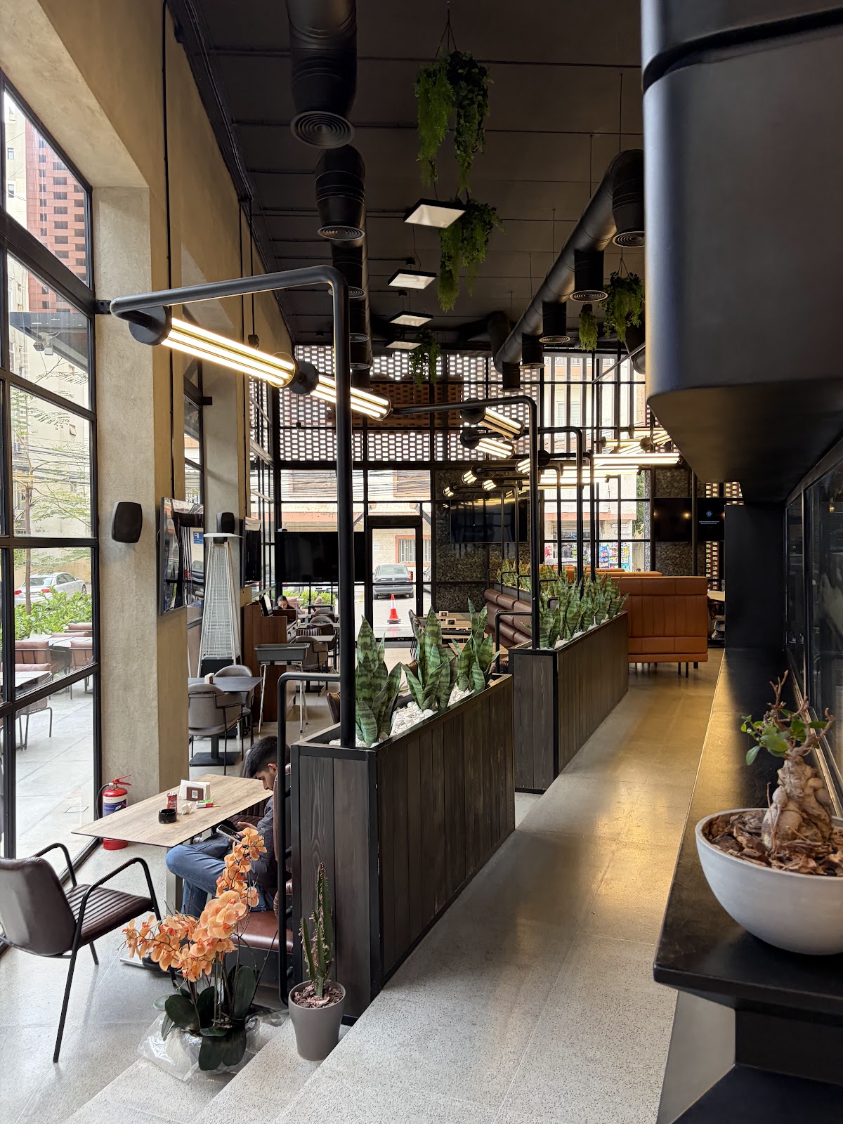 Food District — photograph 3