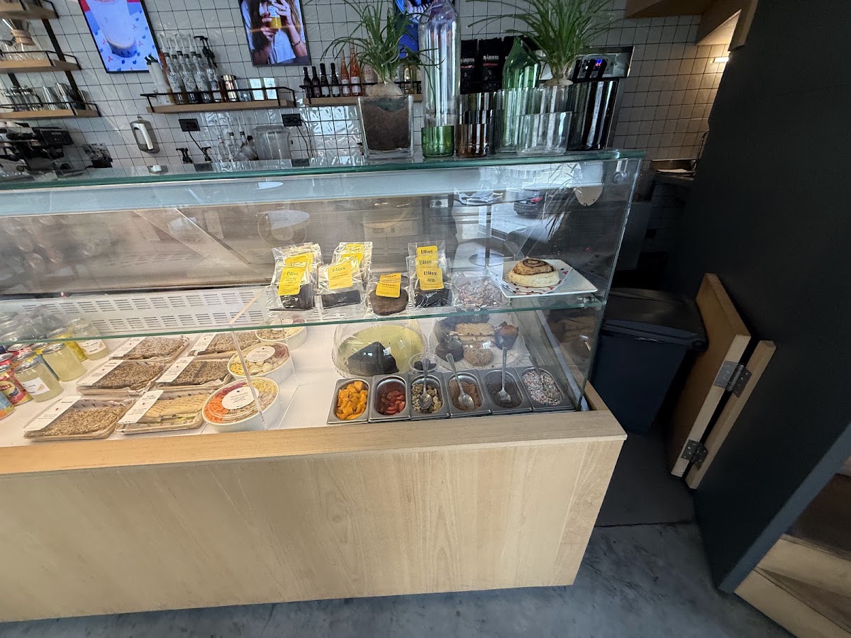 Plush Cafe LB — photograph 4