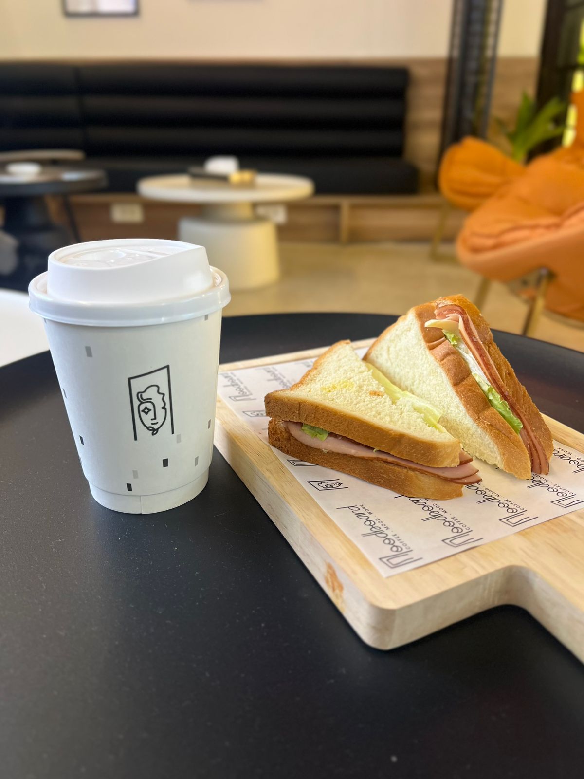 Moodboard coffeeshop — photograph 2