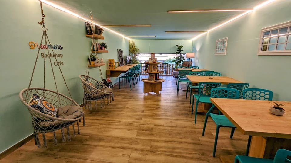 Dreamers Bookshop Café