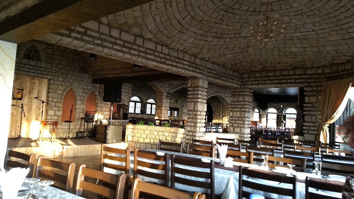 Al Qala'a - Restaurant