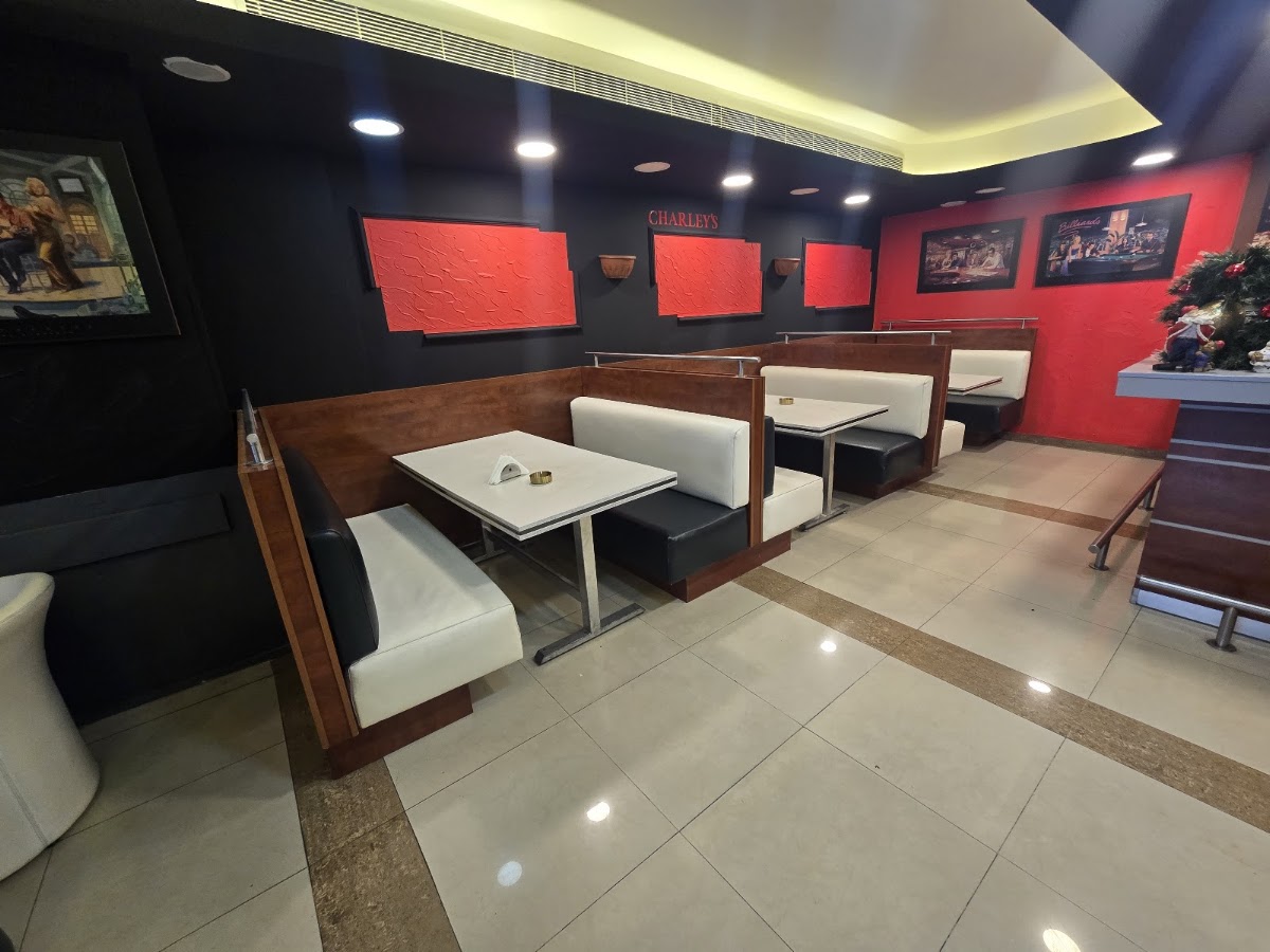 Charley's - Mansourieh — photograph 6