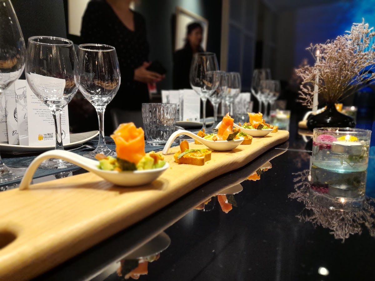 La Table Longue : Table d'hôte privative — photograph 3