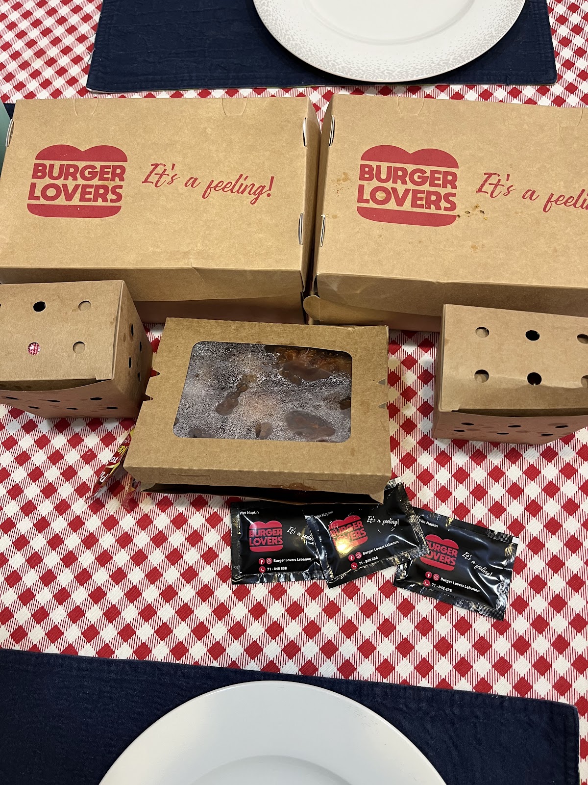 Burger lovers — photograph 3