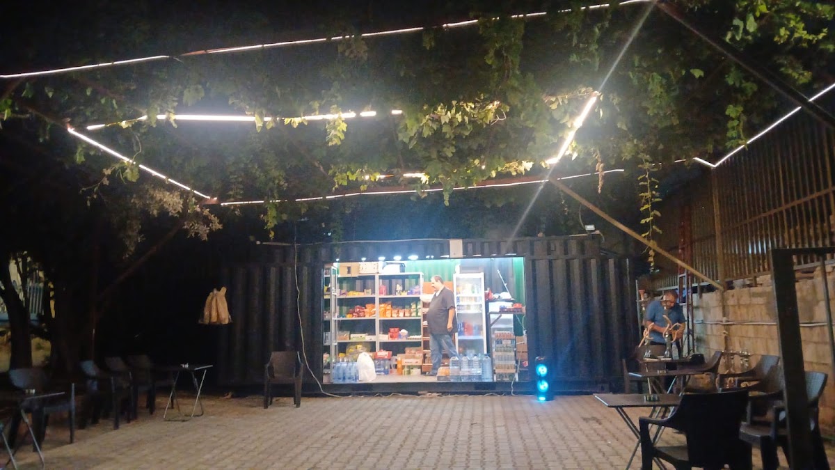 J's Cafe — photograph 2