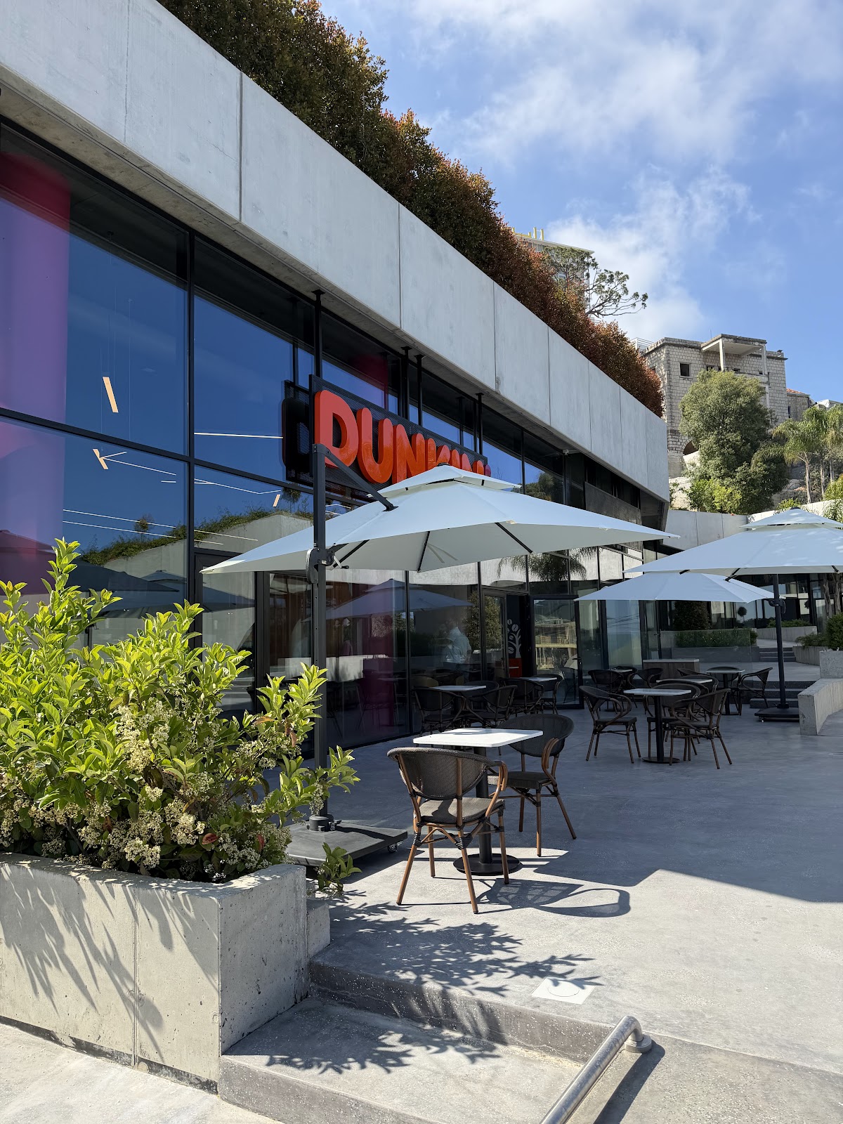 Dunkin' Beit Meri — photograph 4