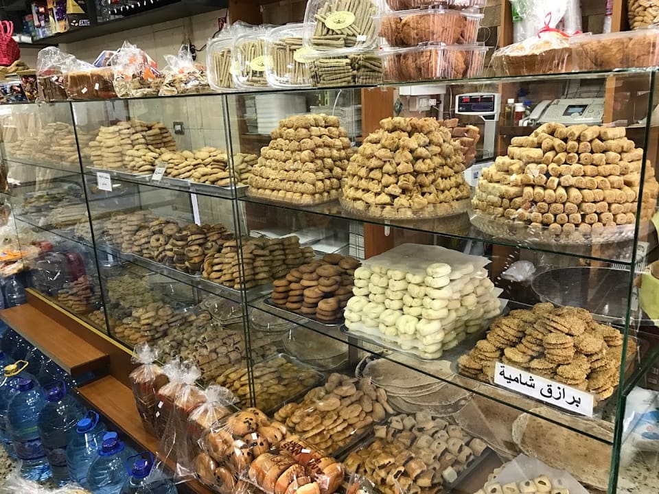 Amanos Bakery and market