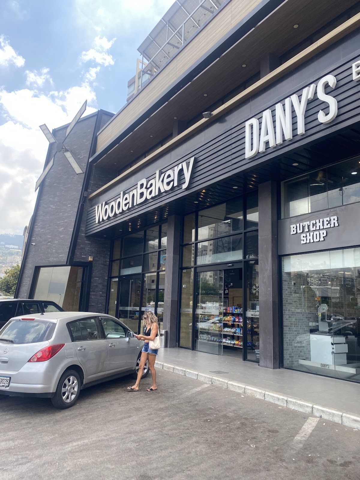 Wooden Bakery - Jdeideh — photograph 4