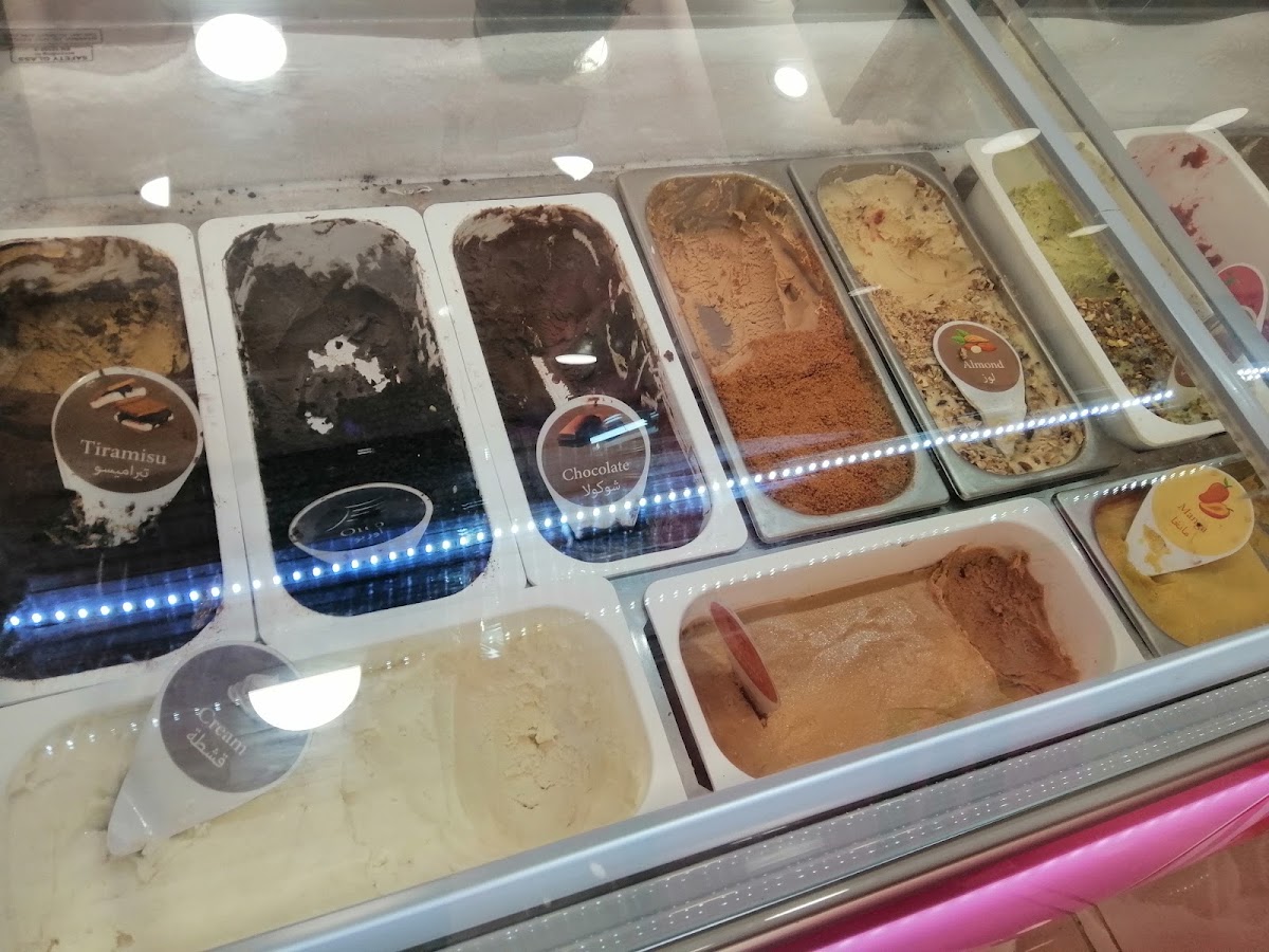 Delicieux Sweets Shop — photograph 5