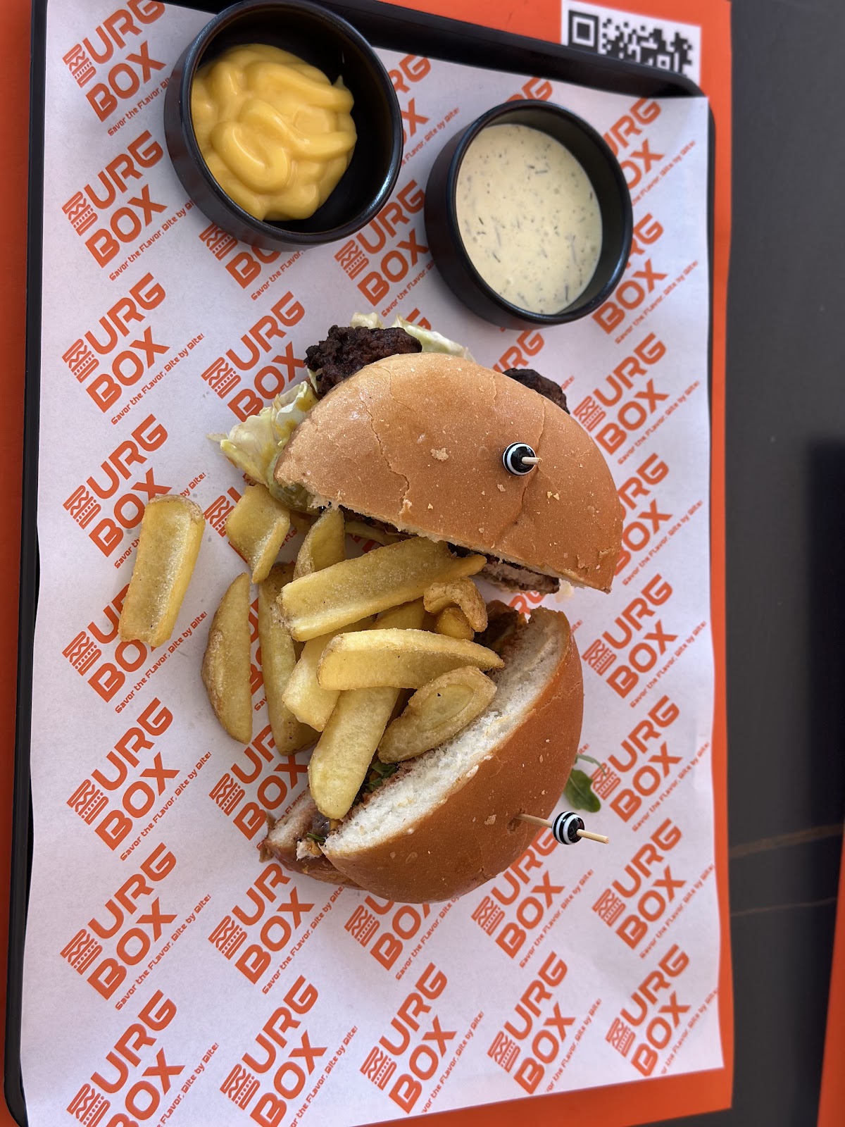burg box — photograph 4