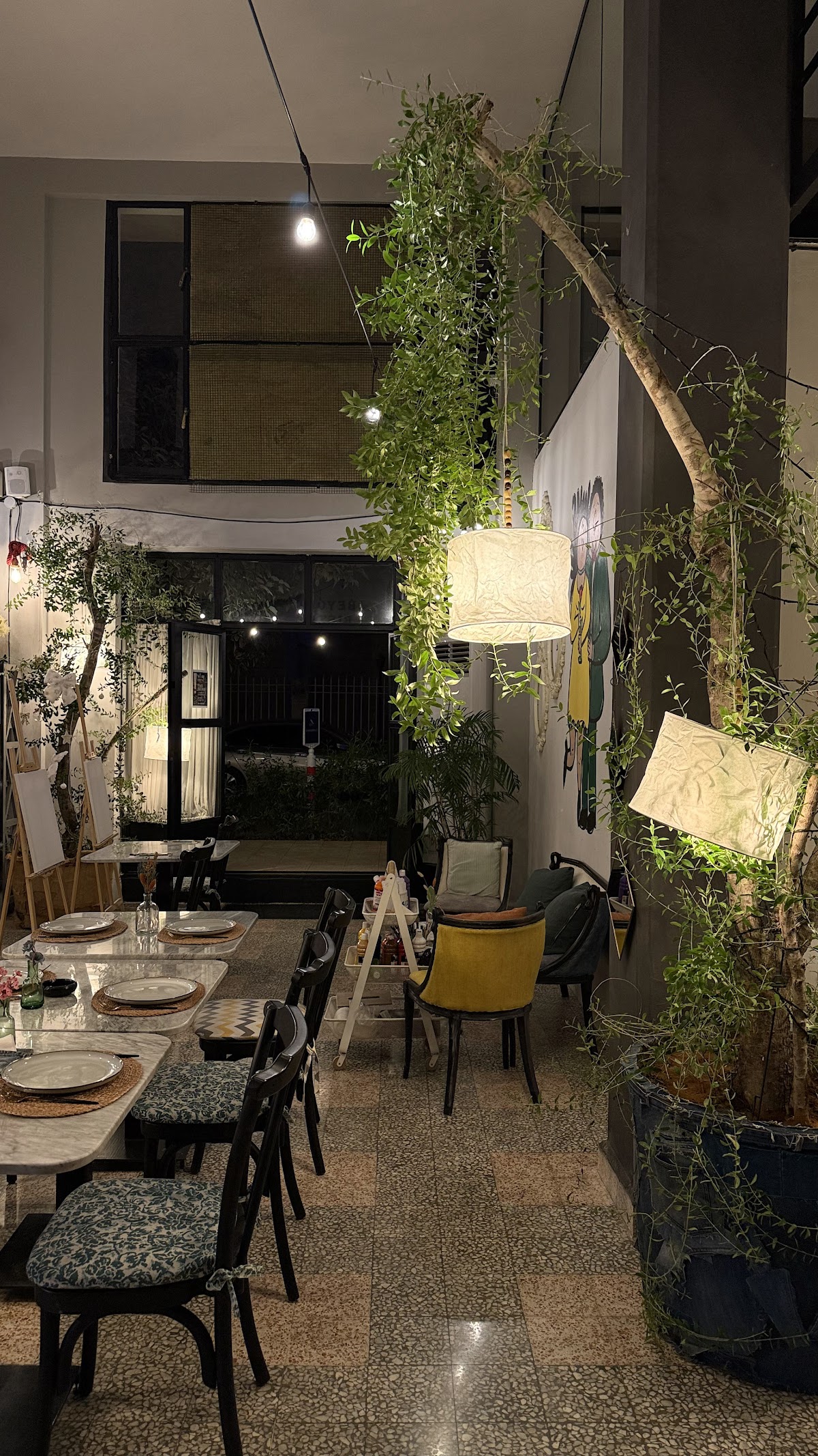 Beyond Bistro — photograph 4