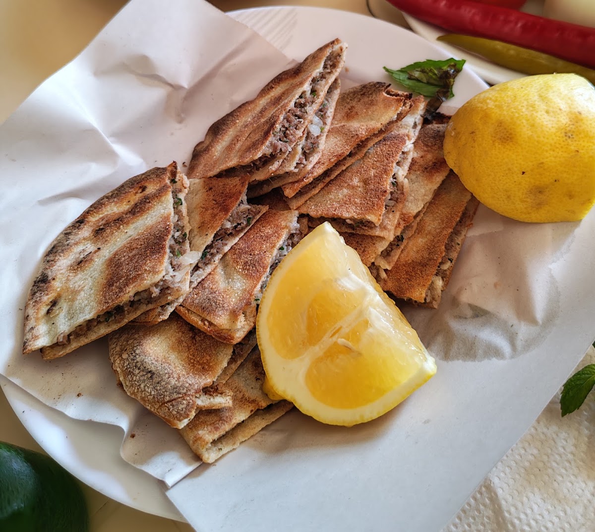 Sfihet Bader Restaurant — photograph 2