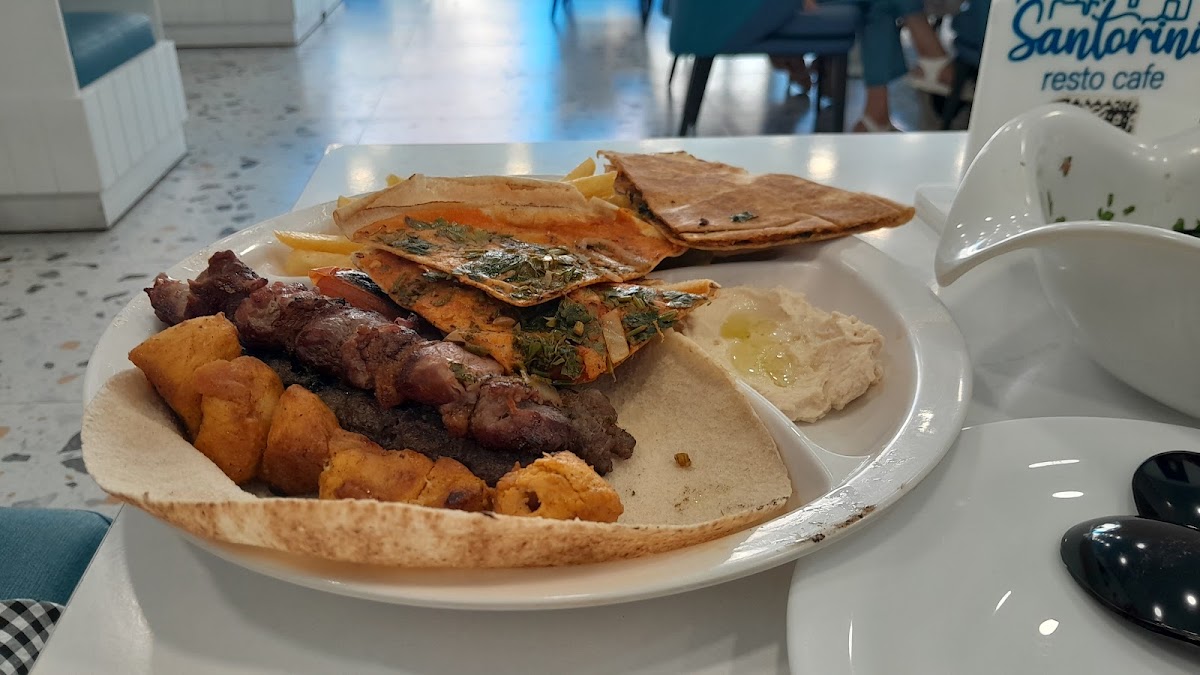 Ridani’s Restaurant Tripoli — photograph 5