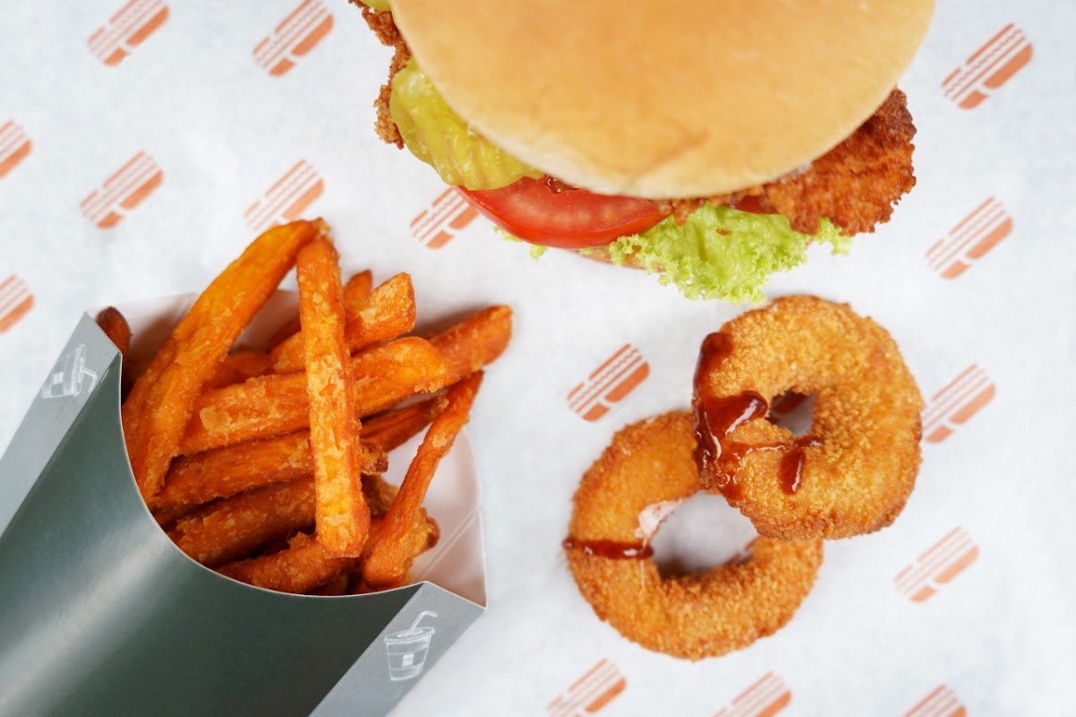 TWINS BURGERS — photograph 6