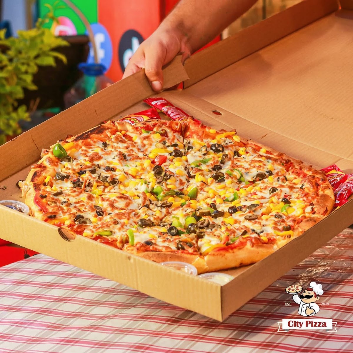 City pizza — photograph 4