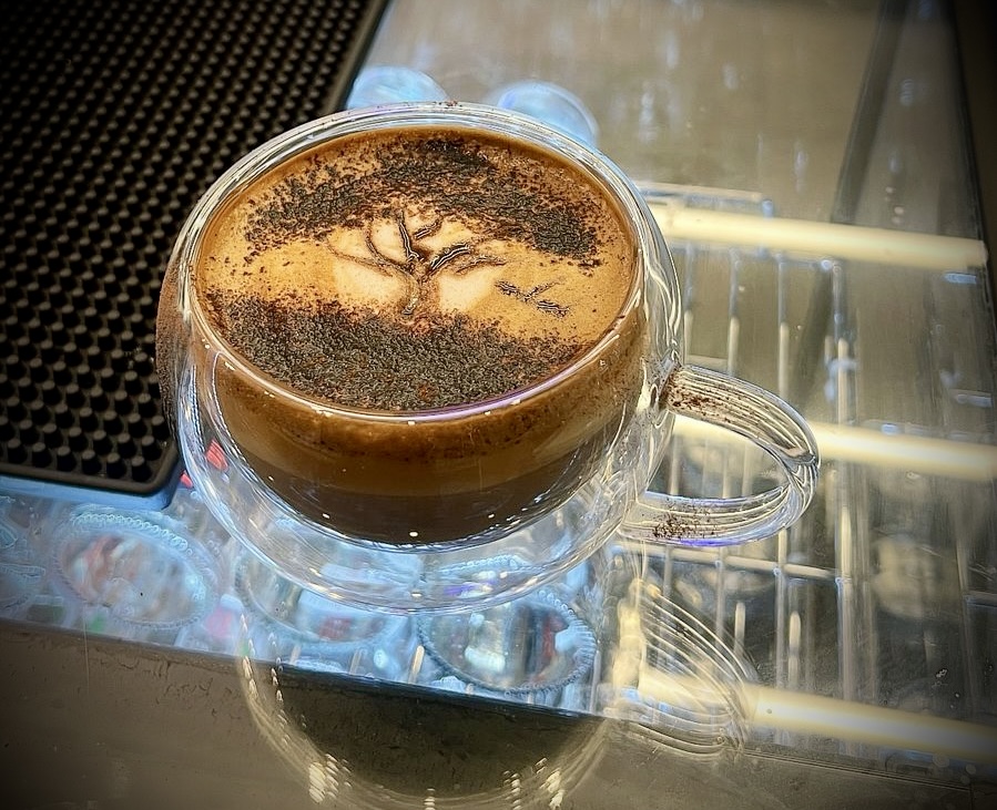 Moon Coffee Shop — photograph 2