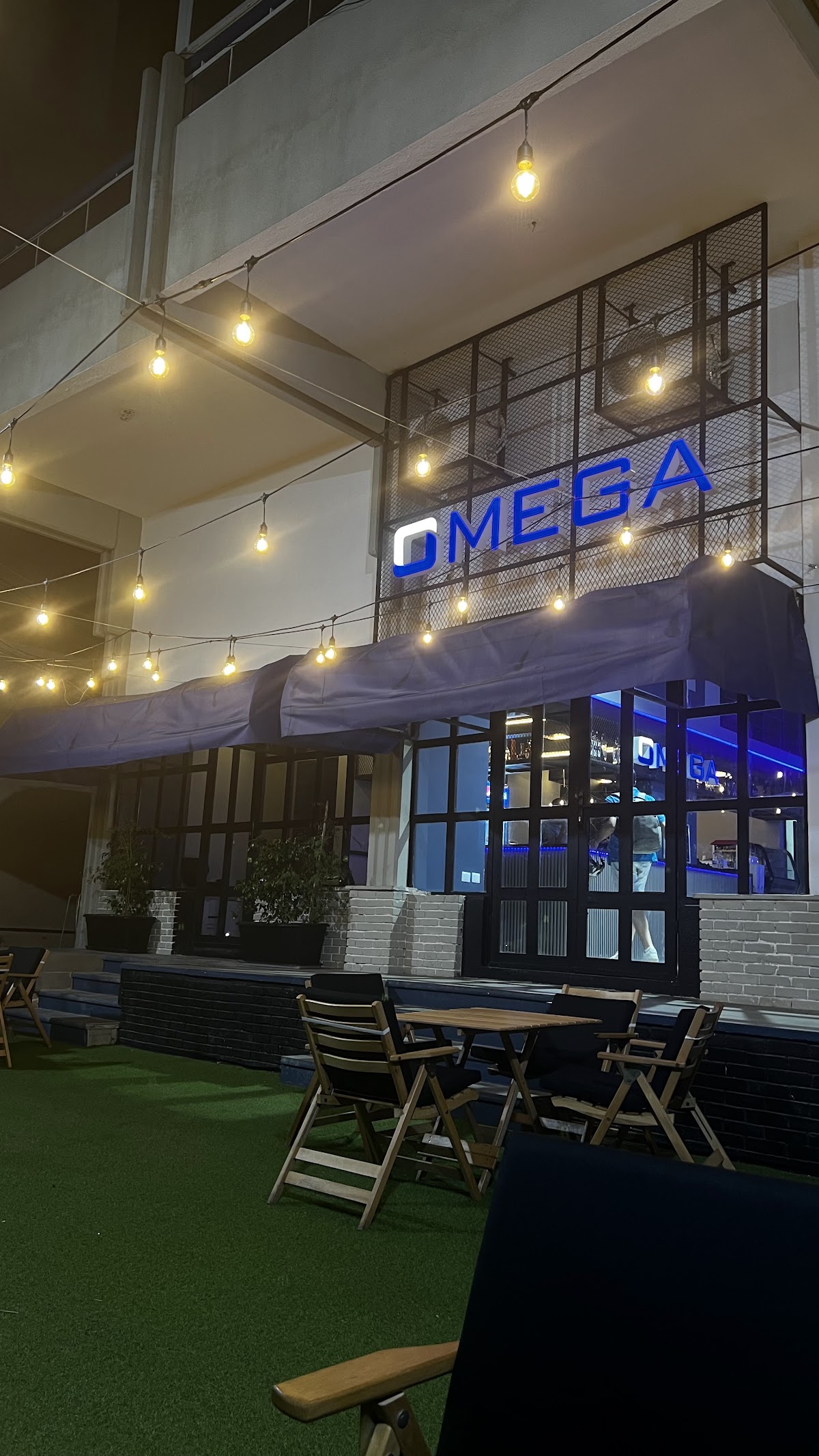 Omega Coffee Shop