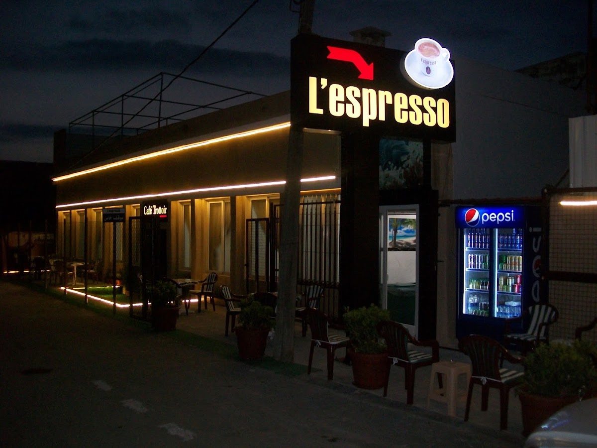 L'espresso-Café Trottoir