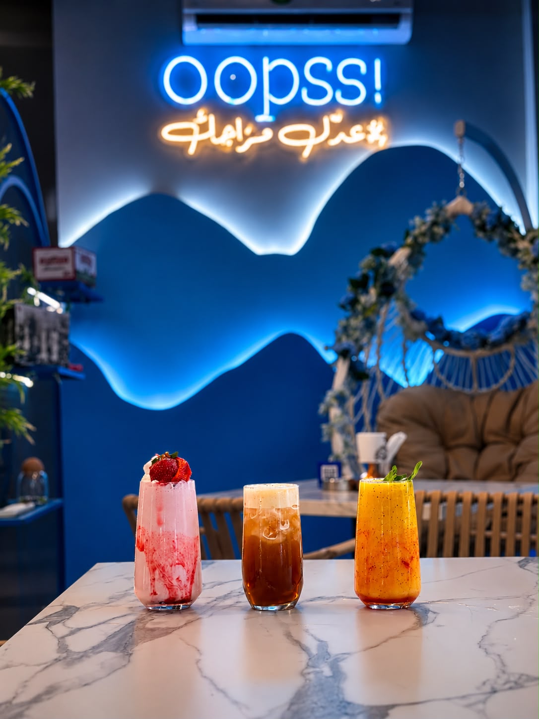Oopss coffe shop — photograph 6