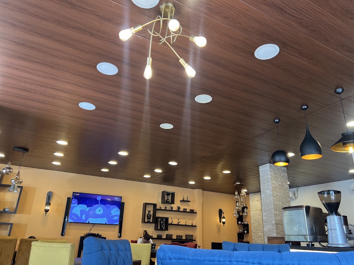 Gardenia Café — photograph 5