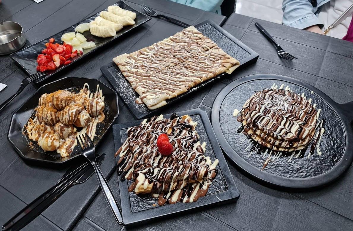 Crazy Crepe — photograph 2