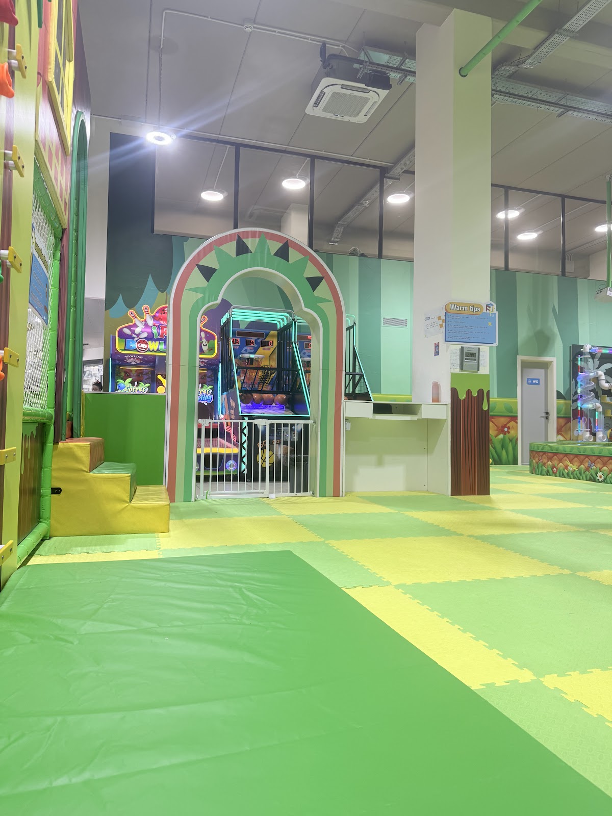 WowZone Tripoli — photograph 3