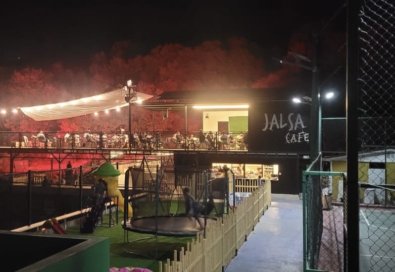 Jalsa cafe — photograph 2