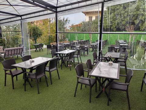 Angy Resto Cafe — photograph 4