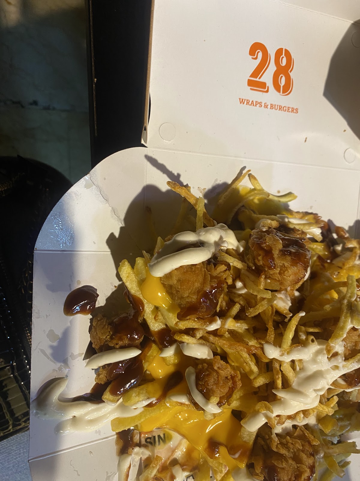 Boneless 28 - Baabda — photograph 4
