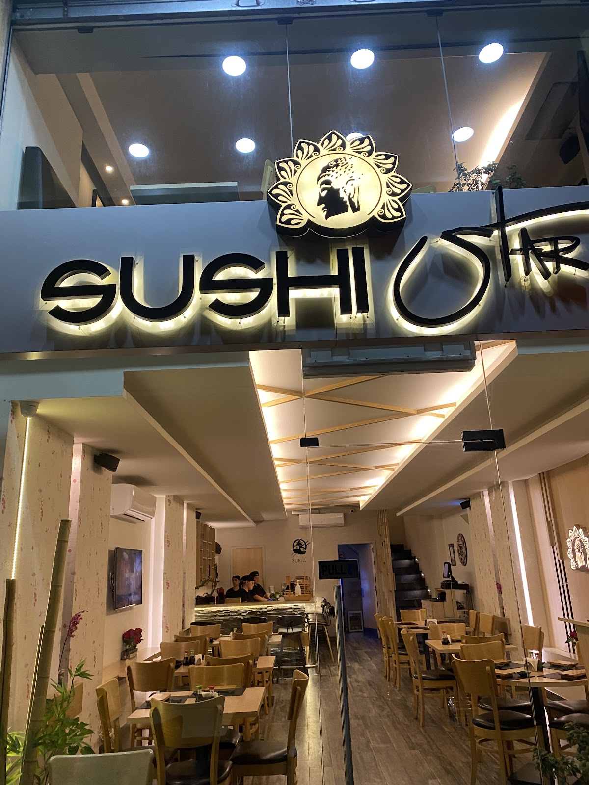SUSHI STAR
