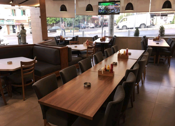 Le Bistro De Papaya
