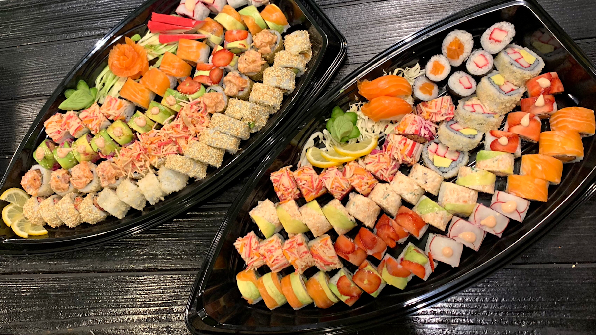 Sushiholic — photograph 2