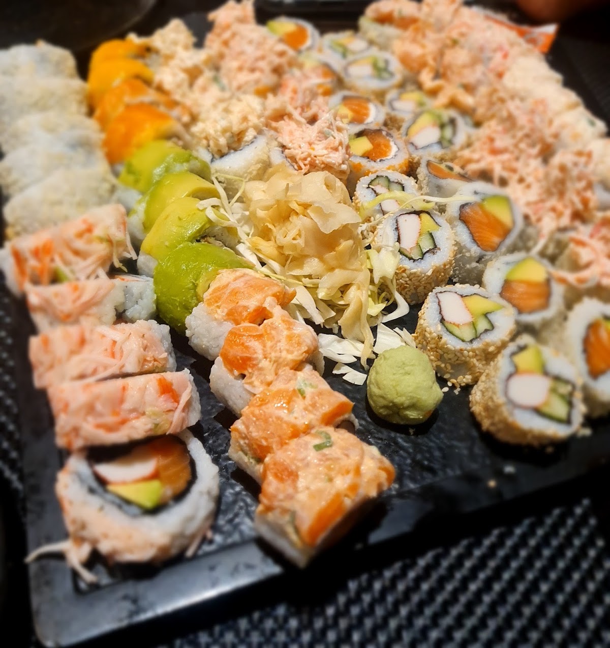 Sushiholic — photograph 3