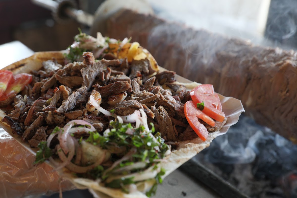 Bas Shawarma Al Dahyeh Branch Saint therese — photograph 2