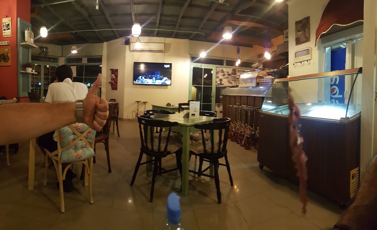 Nostalgia coffeshop (al jamous)