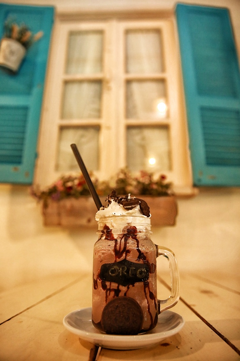 Nostalgia coffeshop (al jamous) — photograph 5