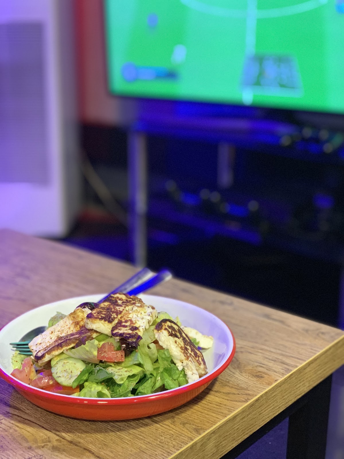 Italy cafe and gaming lounge