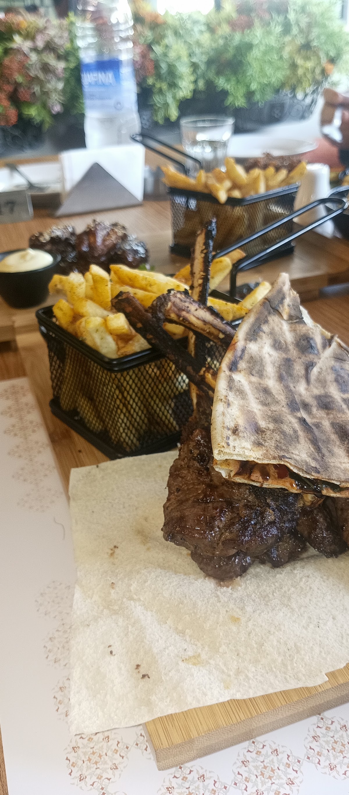 Malika resto cafe — photograph 4