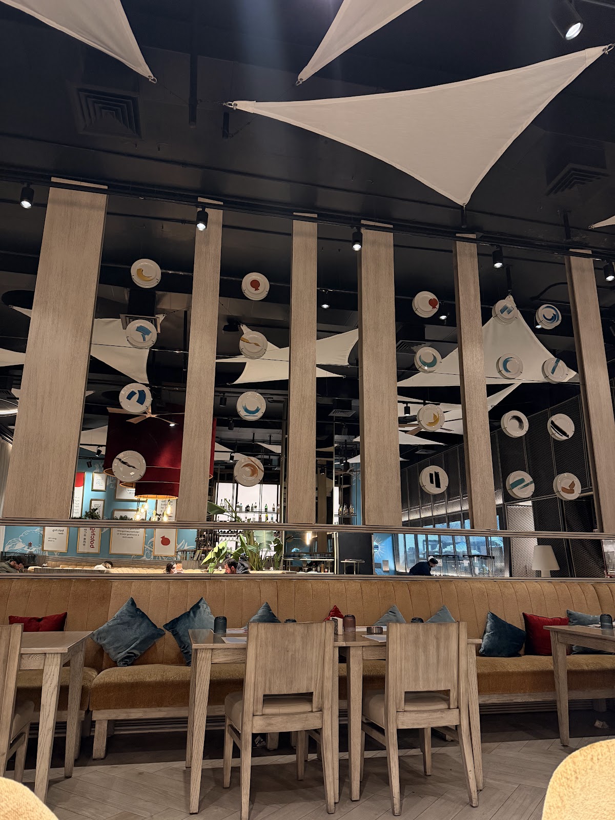 Batchig Zaitunay Bay — photograph 6