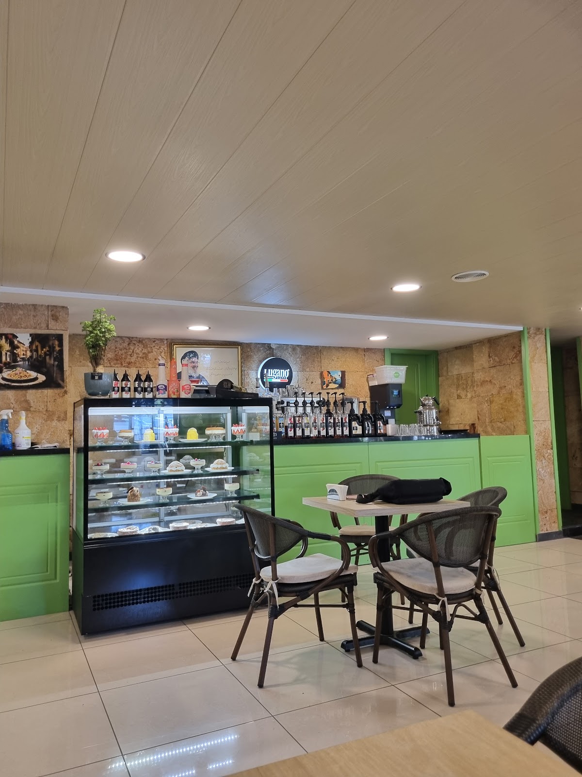Olive Resto Cafe — photograph 4