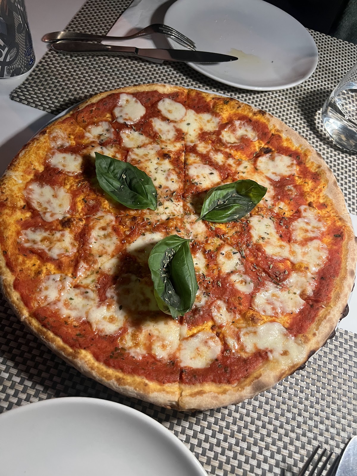 Gavi Restaurant — photograph 4