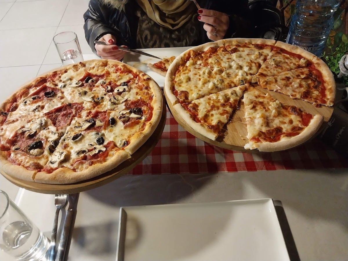 Pizza Enzo — photograph 2