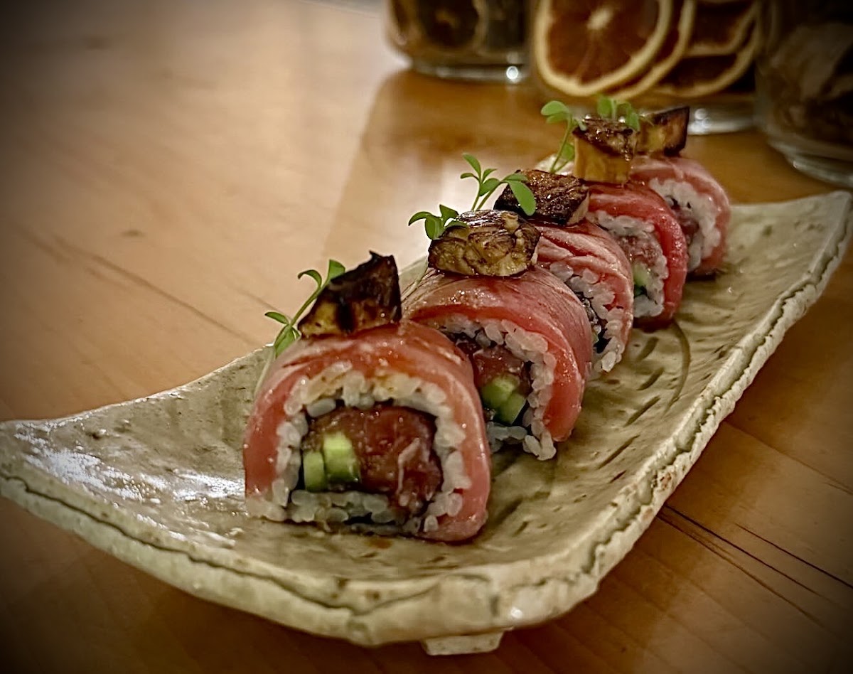 Le Sushi Bar — photograph 3